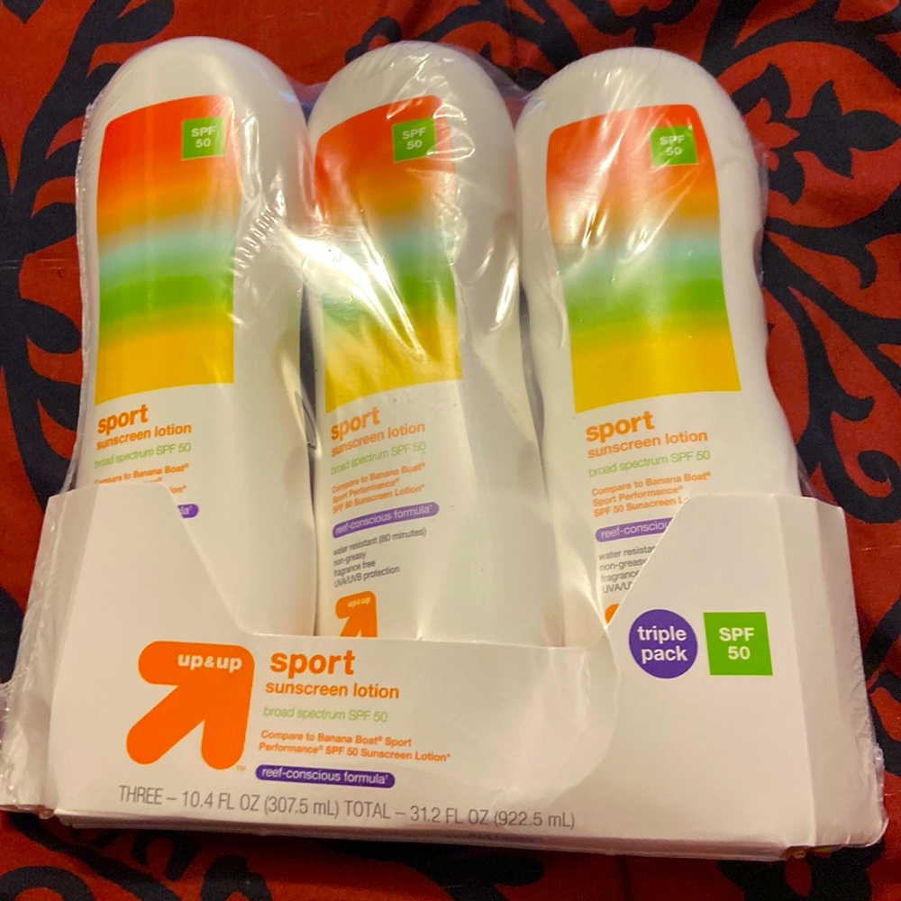 Sunscreen lotion, 3 pack never been open spe 50